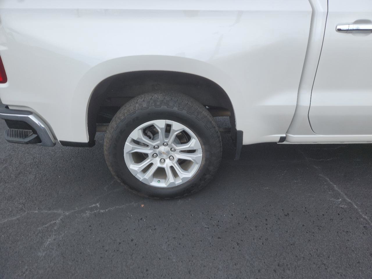 Used 2022 Chevrolet Silverado 1500 LTZ image 15