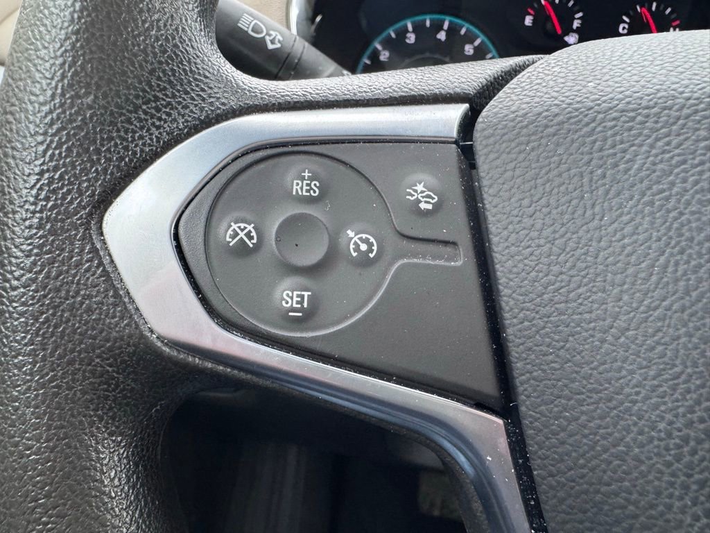 Used 2023 Chevrolet Traverse LS w/ Safety Package image 17