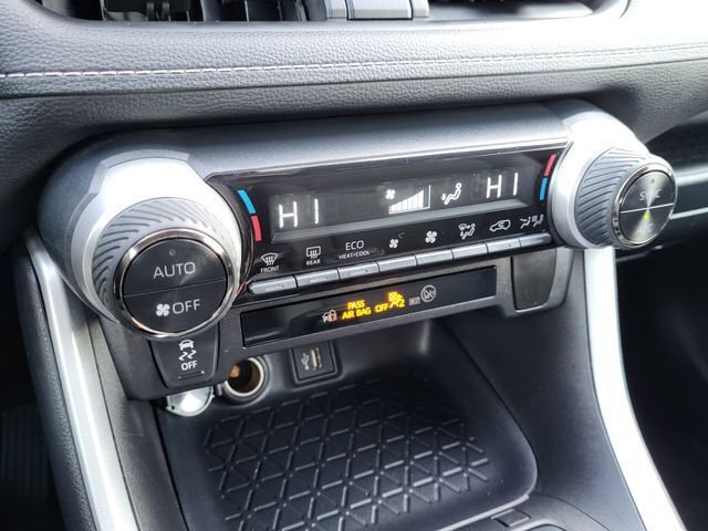 Used 2025 Toyota RAV4 LE image 24
