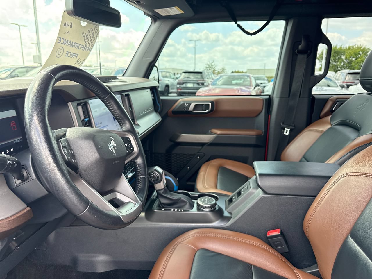 Used 2023 Ford Bronco Outer Banks AWD/4WD image 12