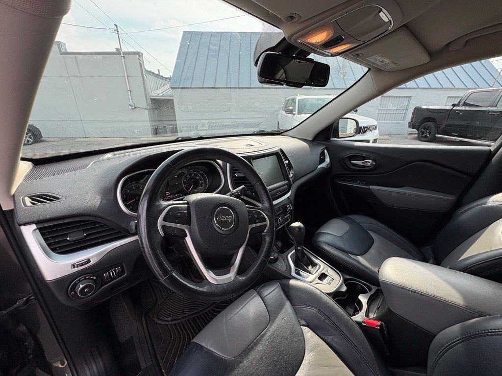 Used 2014 Jeep Cherokee Limited AWD/4WD image 10