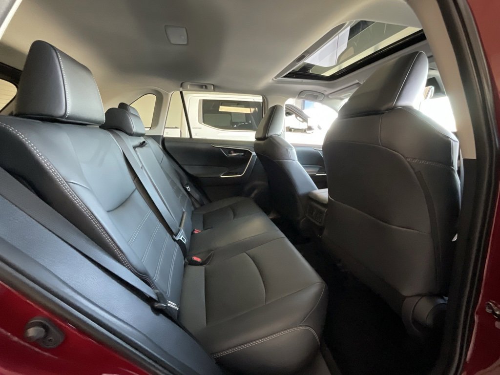 Used 2024 Toyota RAV4 XLE Premium image 21