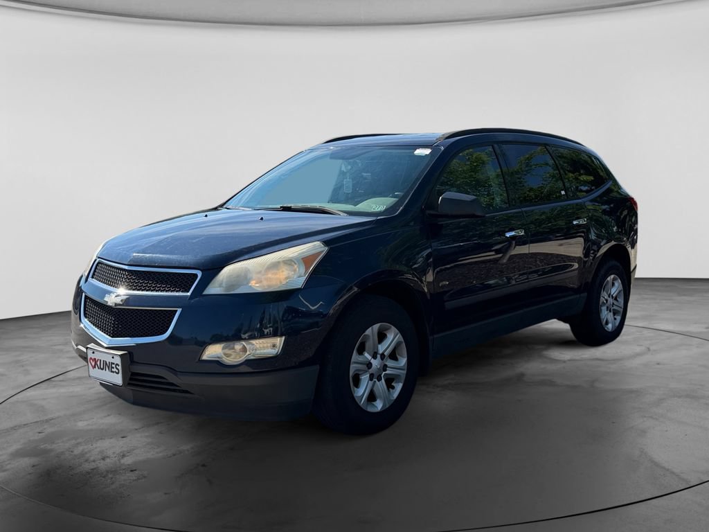 Used 2011 Chevrolet Traverse LS FWD image 4
