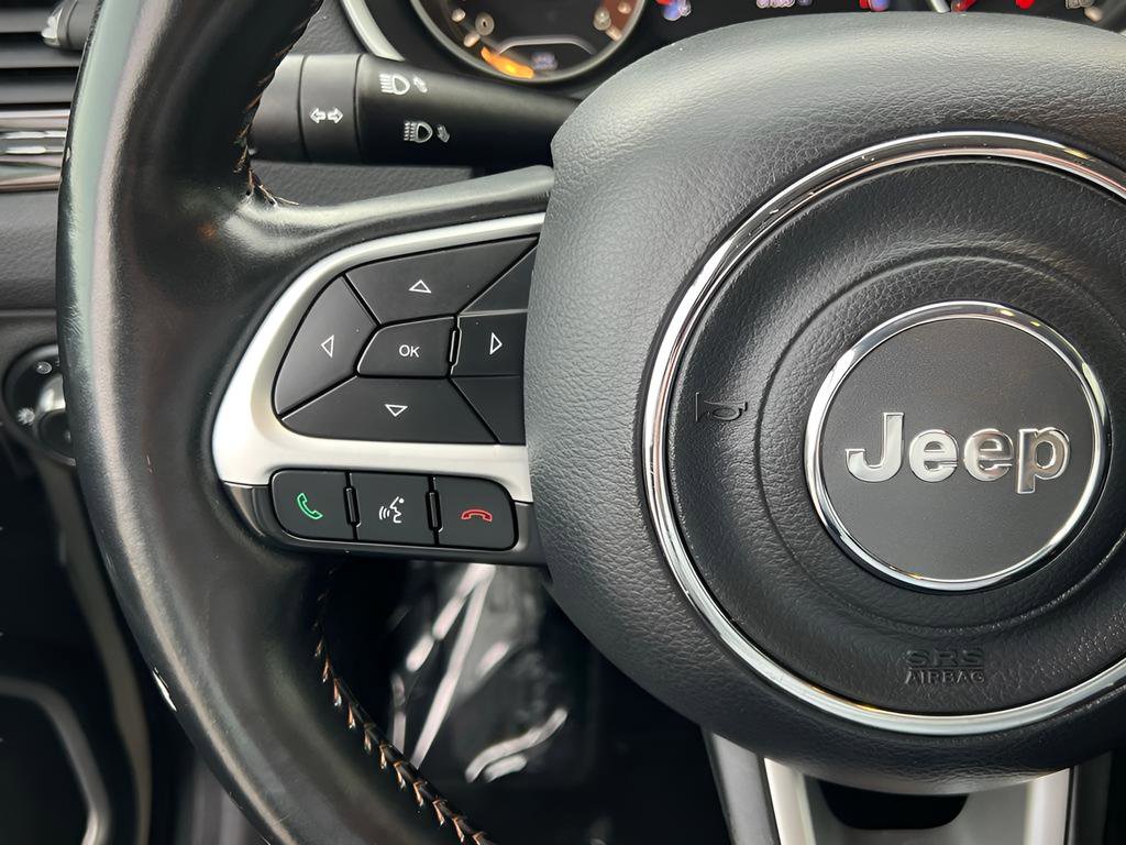 Used 2018 Jeep Compass Limited w/ Safe & Security Group FWD image 40
