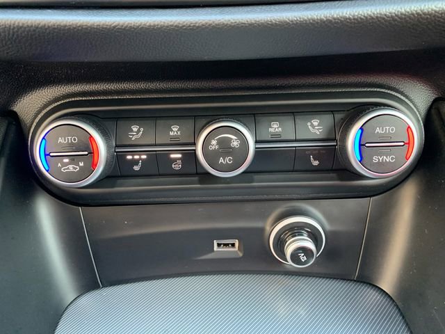 Used 2024 Alfa Romeo Stelvio Ti w/ Performance Driving Package AWD/4WD image 28