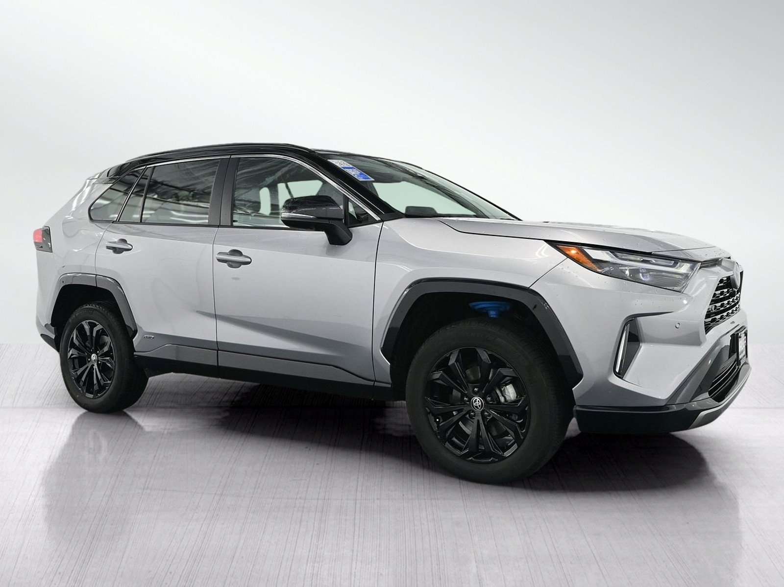 Used 2024 Toyota RAV4 XSE w/ Advanced Technology Package AWD/4WD image 9