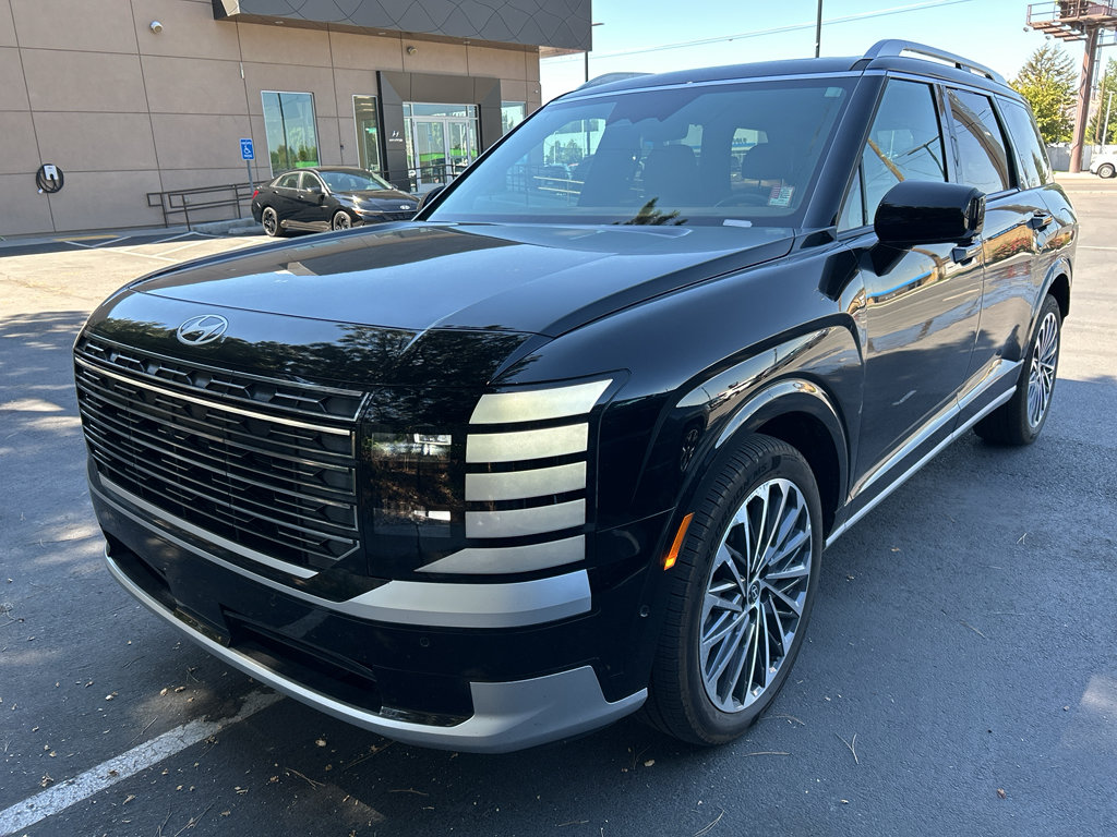 Certified 2026 Hyundai Palisade Calligraphy AWD/4WD image 1