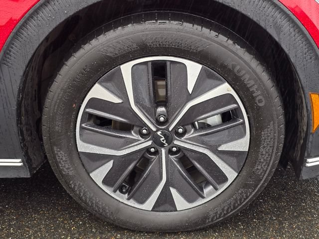 Certified 2024 Kia EV6 Light AWD/4WD image 11