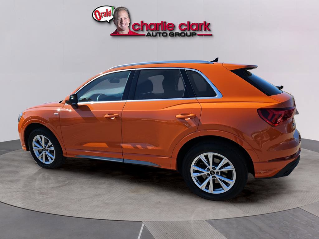 Used 2025 Audi Q3 2.0T Premium image 4