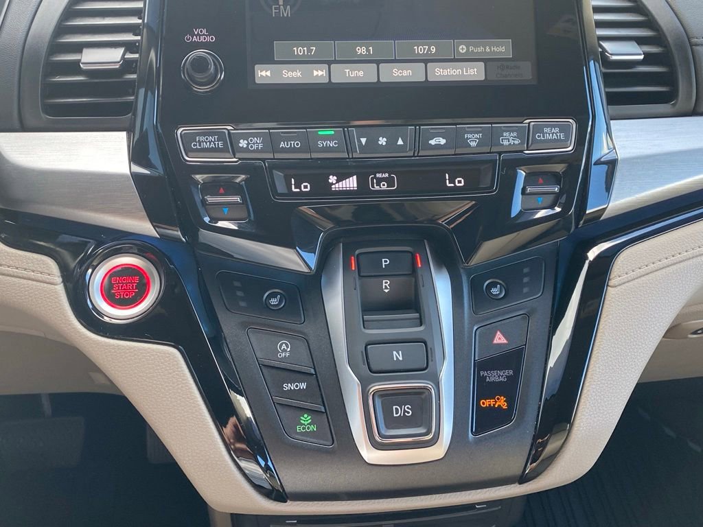 Used 2024 Honda Odyssey Touring image 17