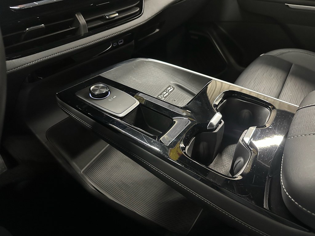 Certified 2025 Buick Enclave Sport Touring image 34