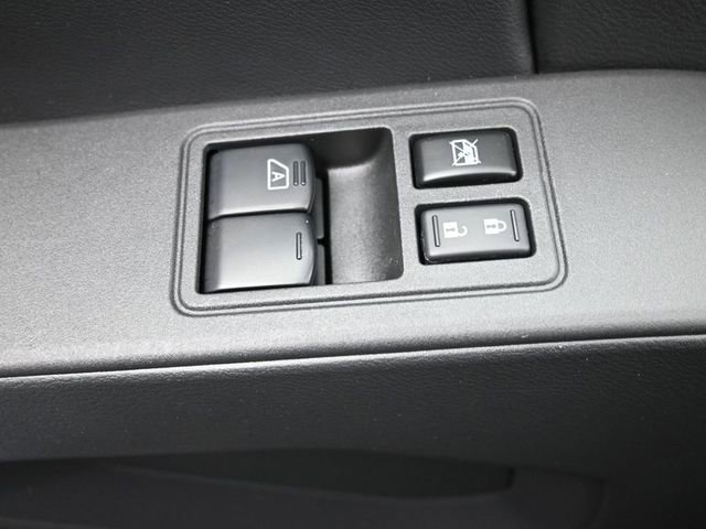 Used 2025 Nissan Frontier S w/ S Utility Package image 17