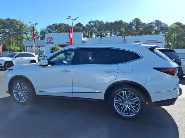 Used 2023 Acura MDX SH-AWD w/ Advance Package image 3