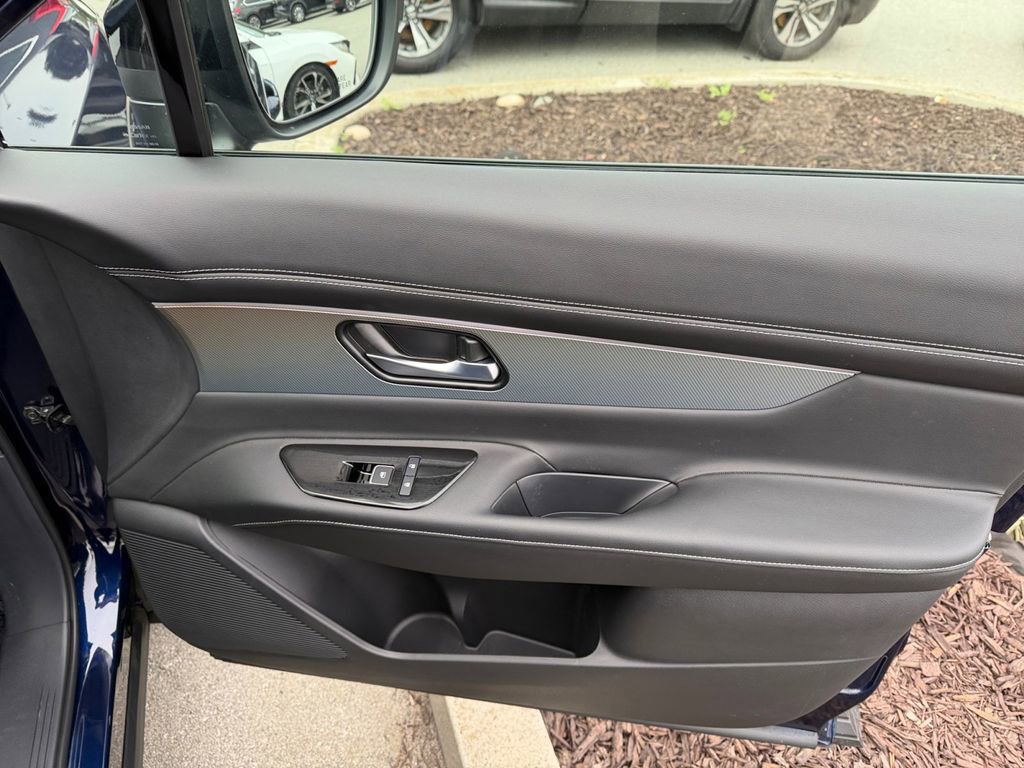 Used 2025 Nissan Murano SL w/ Cargo Package image 28