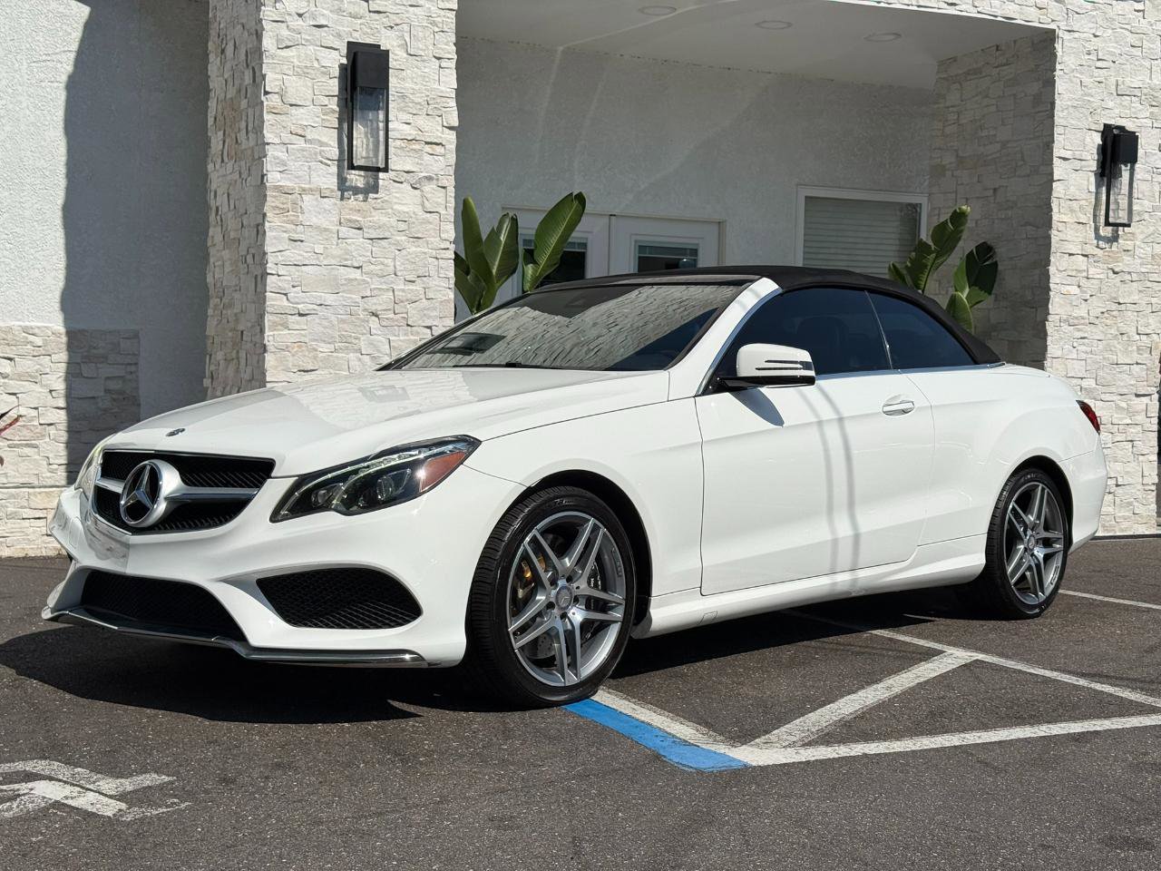 Used 2014 Mercedes-Benz E 550 Cabriolet image 16