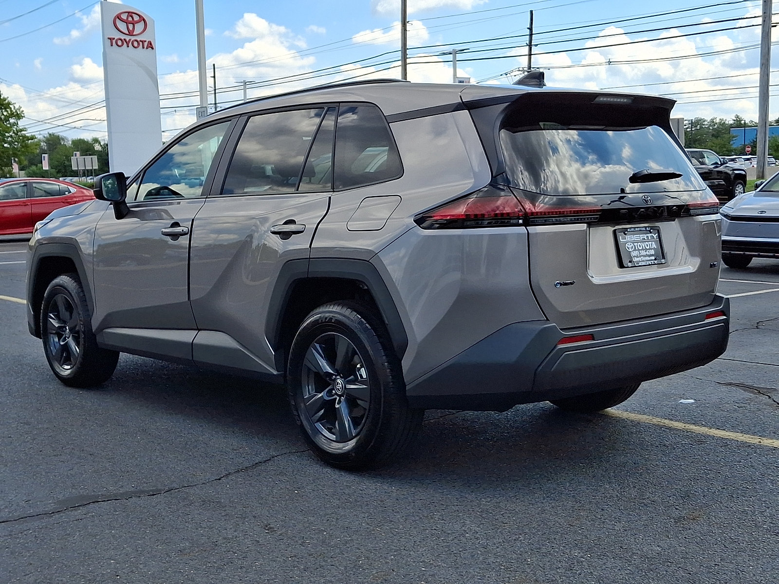 Used 2026 Toyota RAV4 LE FWD image 5