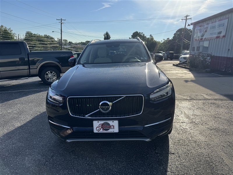 Used 2017 Volvo XC90 T6 Momentum w/ Vision Package AWD/4WD image 3