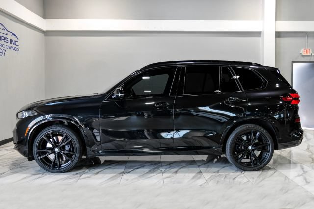 Used 2024 BMW X5 M60i w/ Parking Assistance Package AWD/4WD image 13