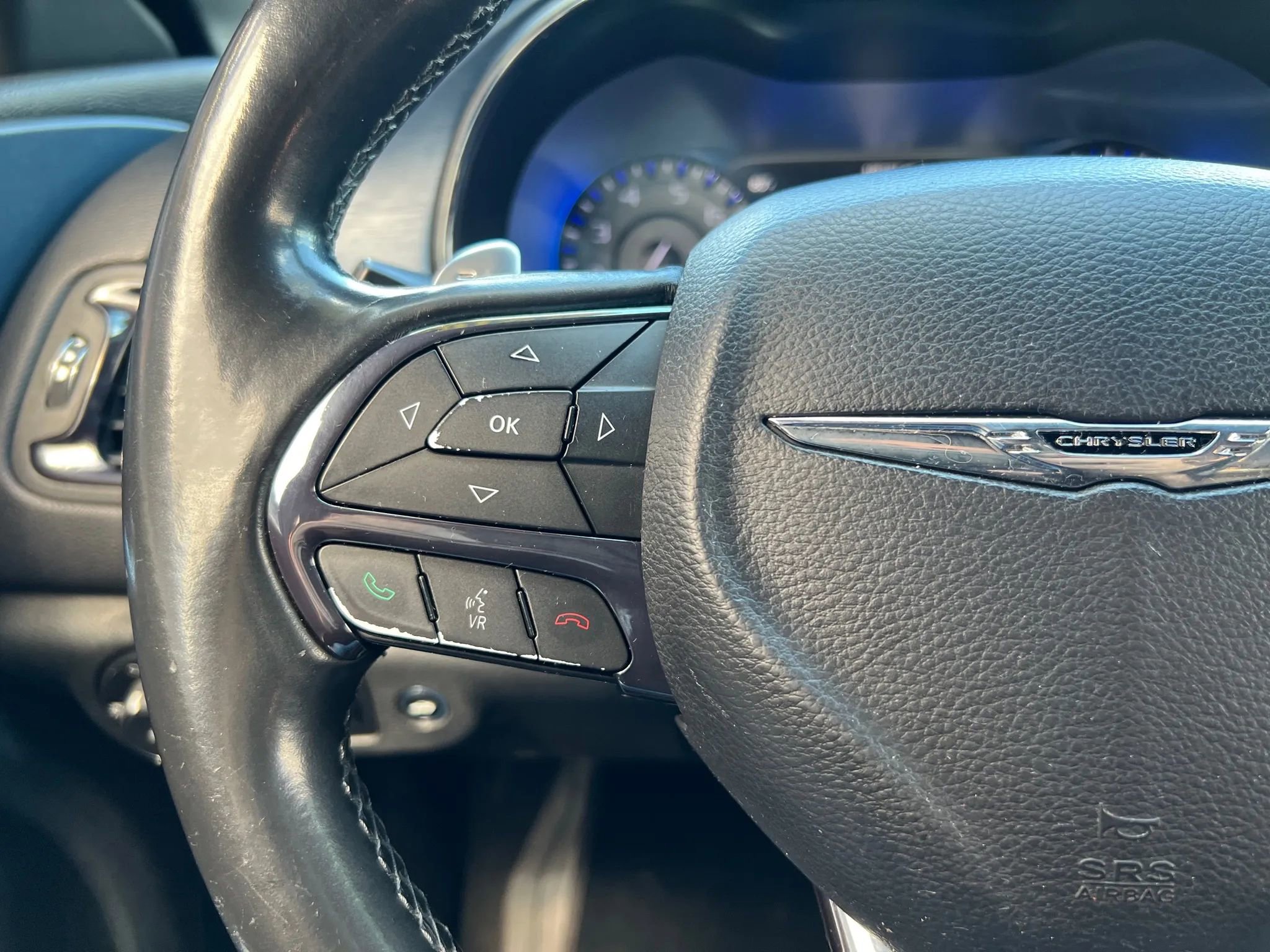 Used 2015 Chrysler 200 S w/ Navigation & Sound Group I FWD image 23