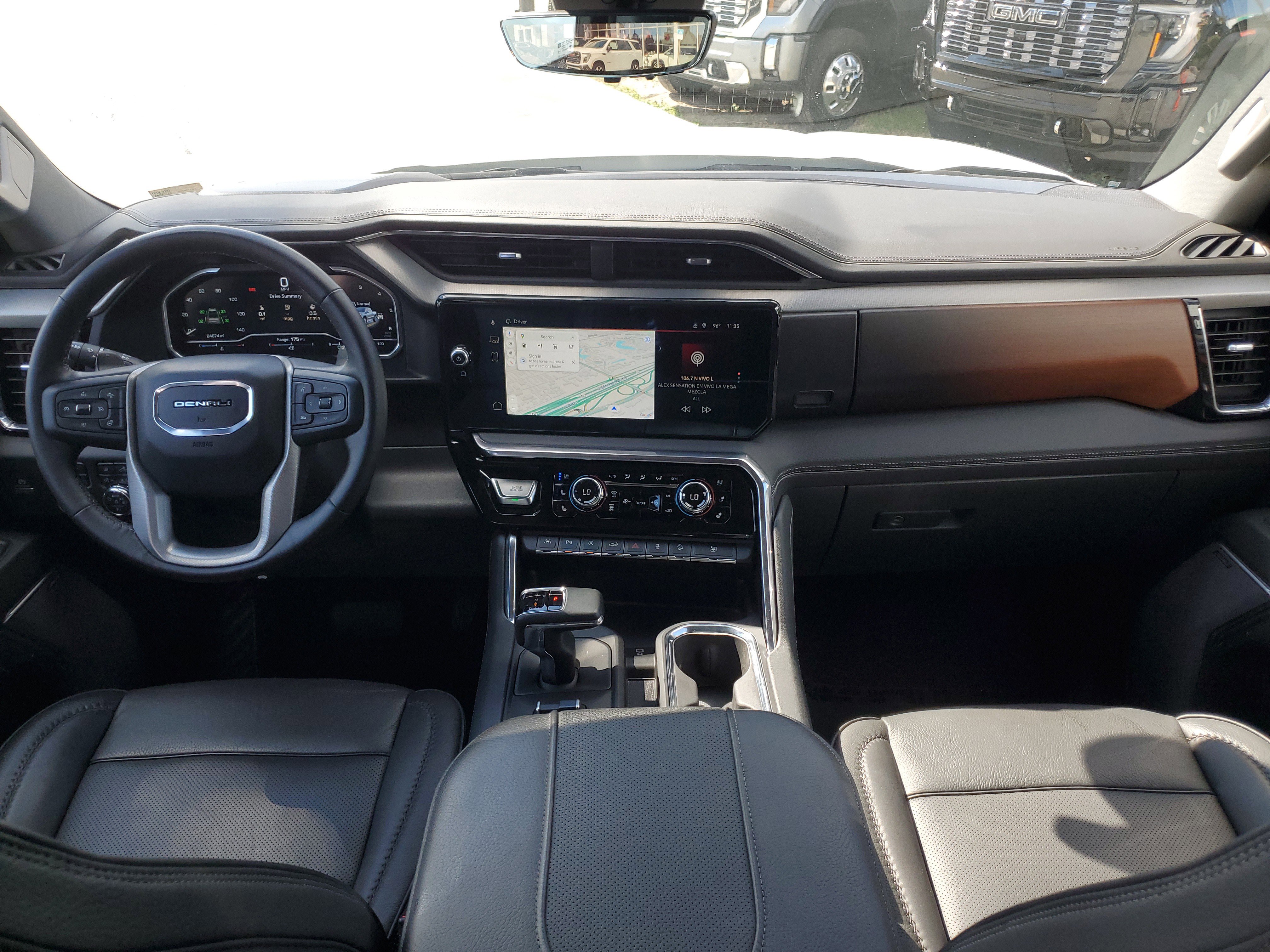 Used 2023 GMC Sierra 1500 Denali w/ Denali Reserve Package image 18