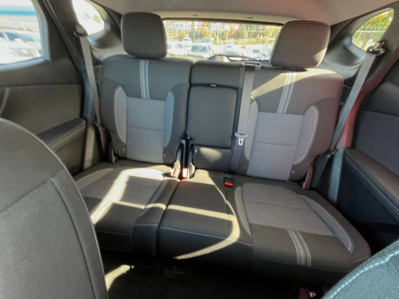 Used 2025 Chevrolet Blazer LT FWD image 38