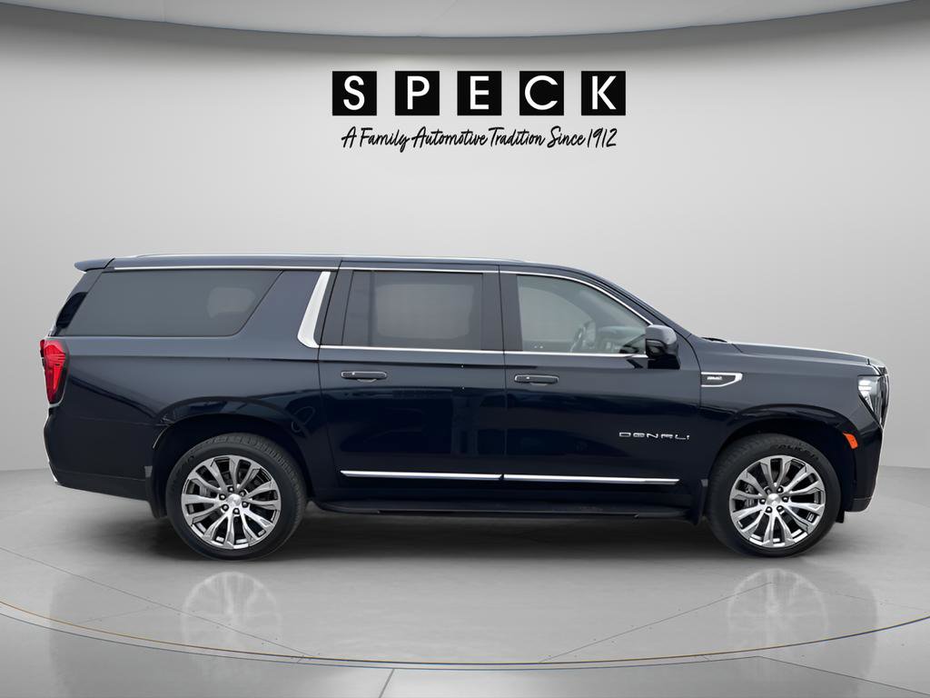 Used 2022 GMC Yukon XL Denali image 6