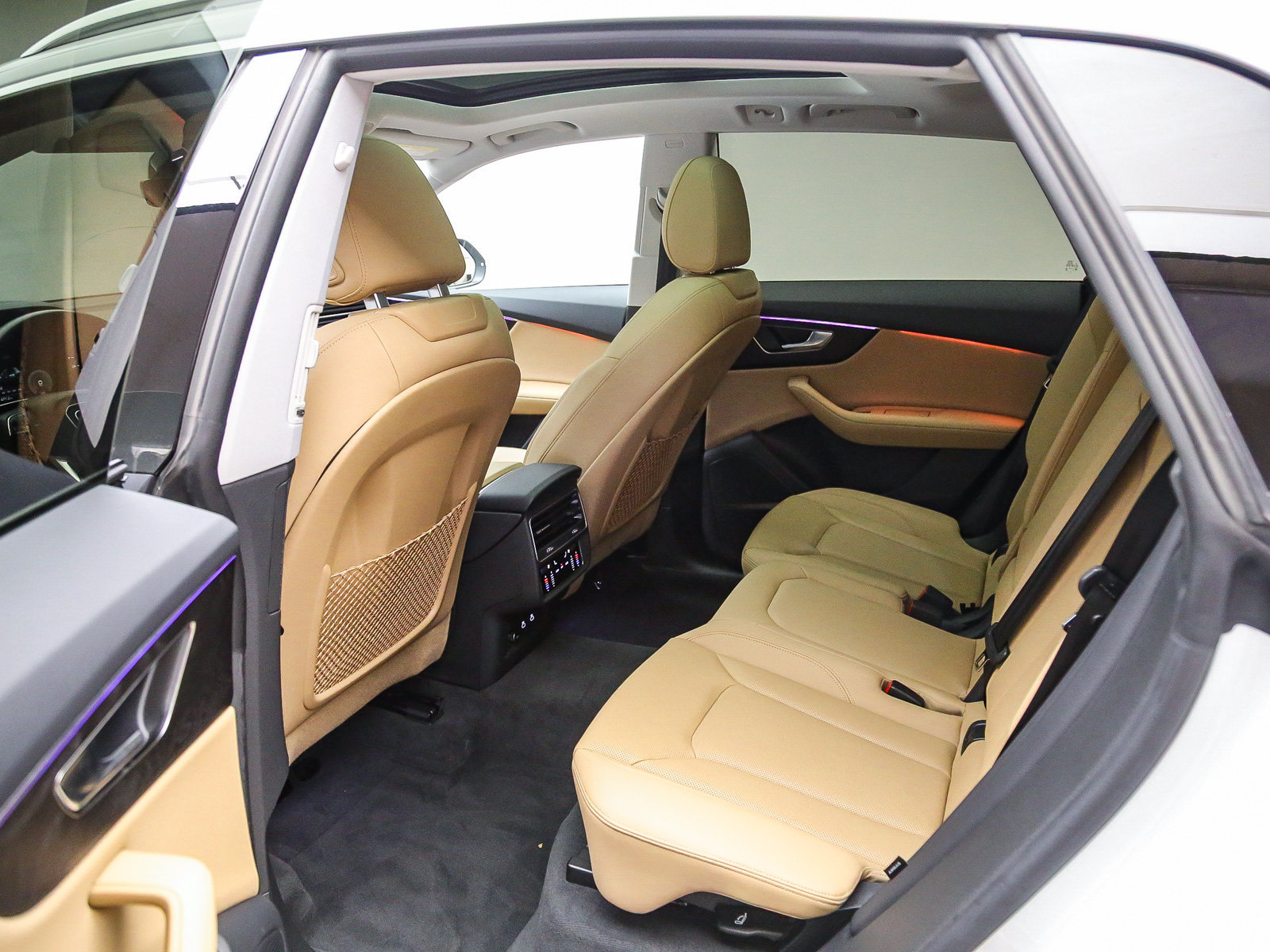 Certified 2023 Audi Q8 Premium Plus AWD/4WD image 20