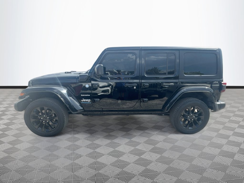 Certified 2023 Jeep Wrangler Unlimited Sahara w/ Cold Weather Group AWD/4WD image 9