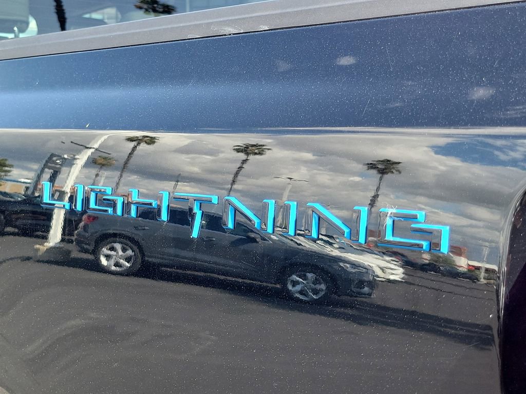 Used 2023 Ford F150 Lightning XLT AWD/4WD image 31