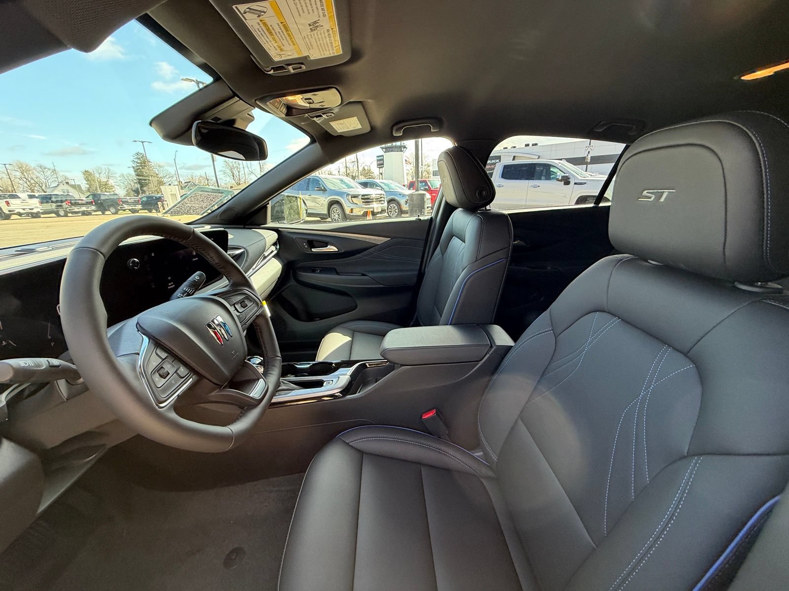 New 2026 Buick Envista Sport Touring FWD image 4