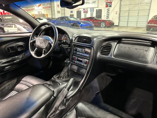 Used 2002 Chevrolet Corvette Convertible w/ Preferred Equipment Group2 RWD image 10