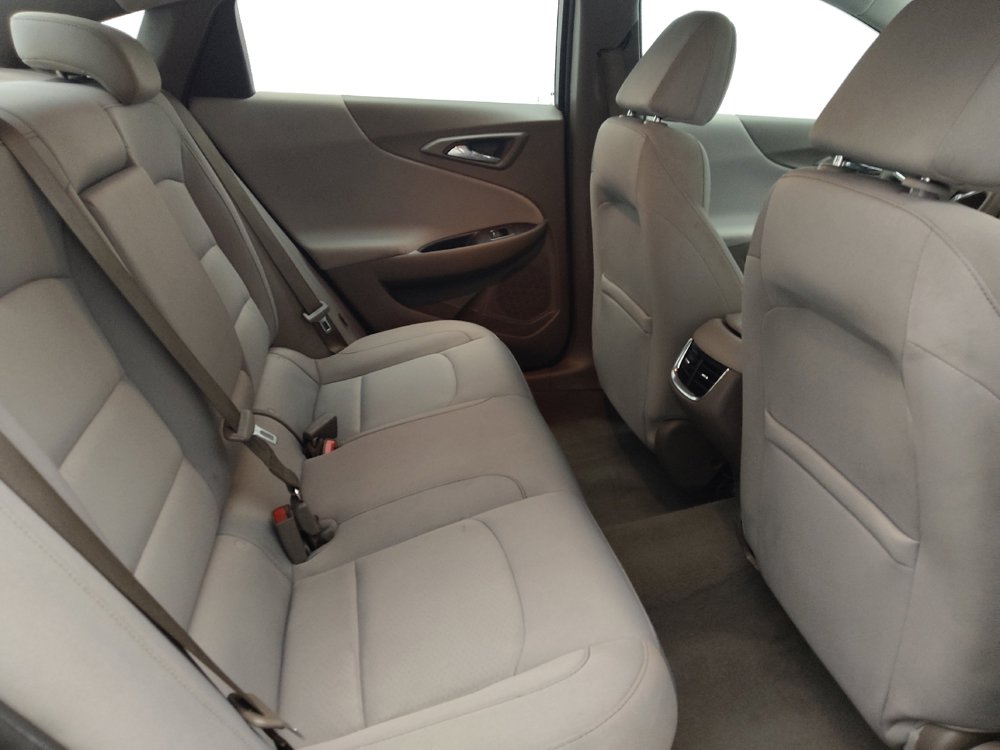 Used 2022 Chevrolet Malibu LT FWD image 19