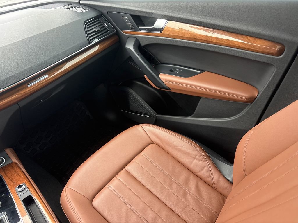 Used 2022 Audi Q5 2.0T Premium Plus image 15