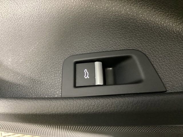 Certified 2025 Audi Q7 3.0T Premium w/ Convenience Package image 19