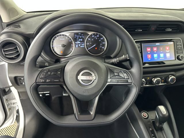 Used 2025 Nissan Kicks Play S image 14