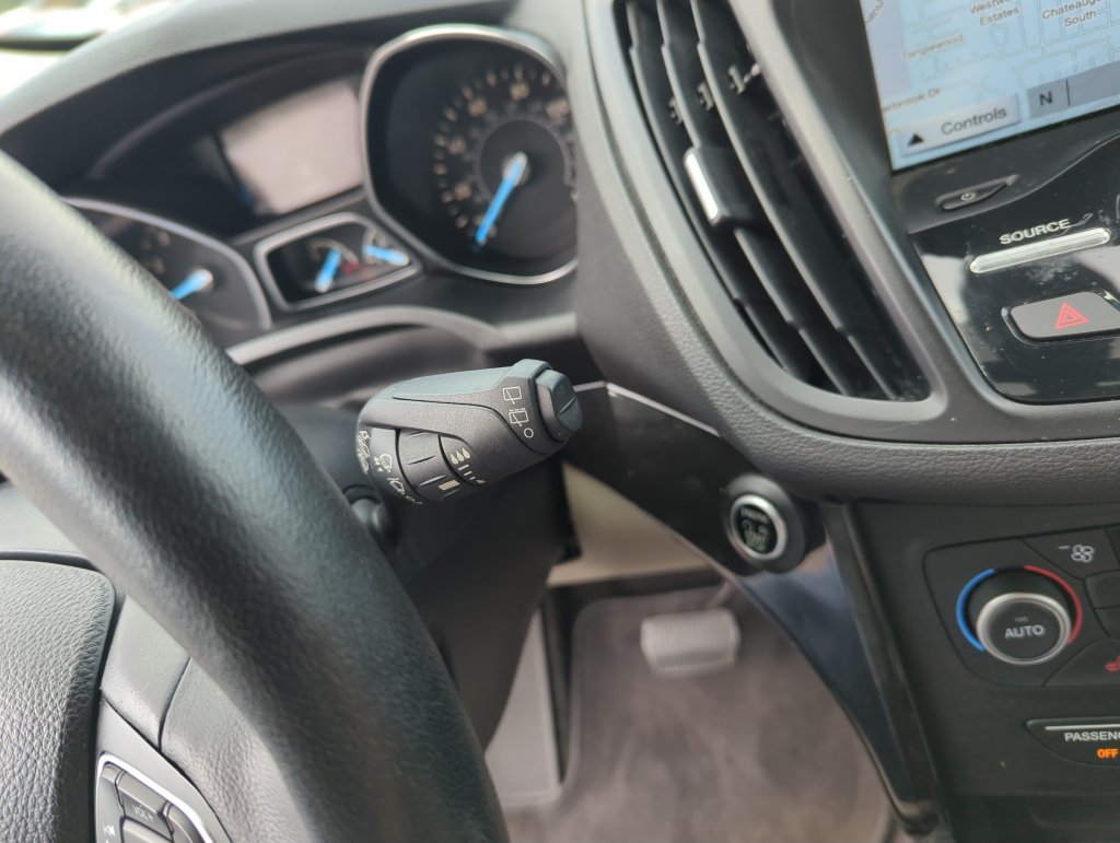 Used 2019 Ford Escape Titanium AWD/4WD image 24