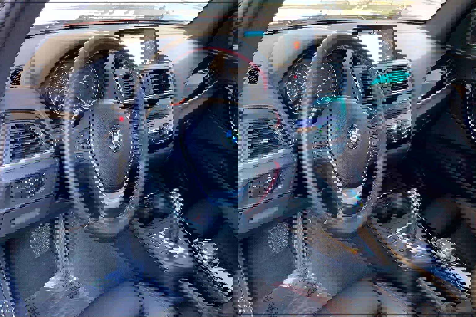 Used 2017 BMW 230i Coupe image 15