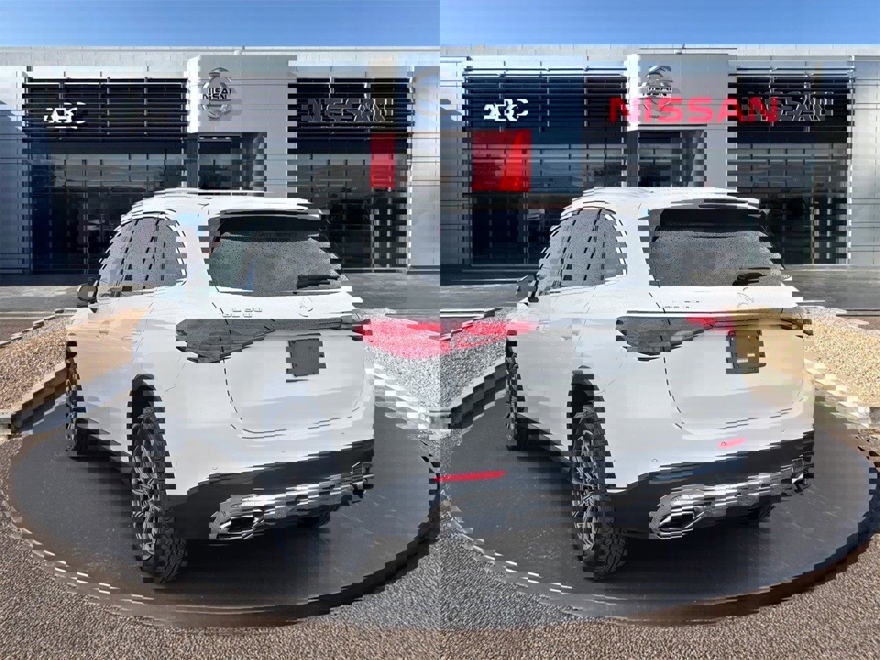 Used 2024 Mercedes-Benz GLC 300 w/ Winter Package image 6