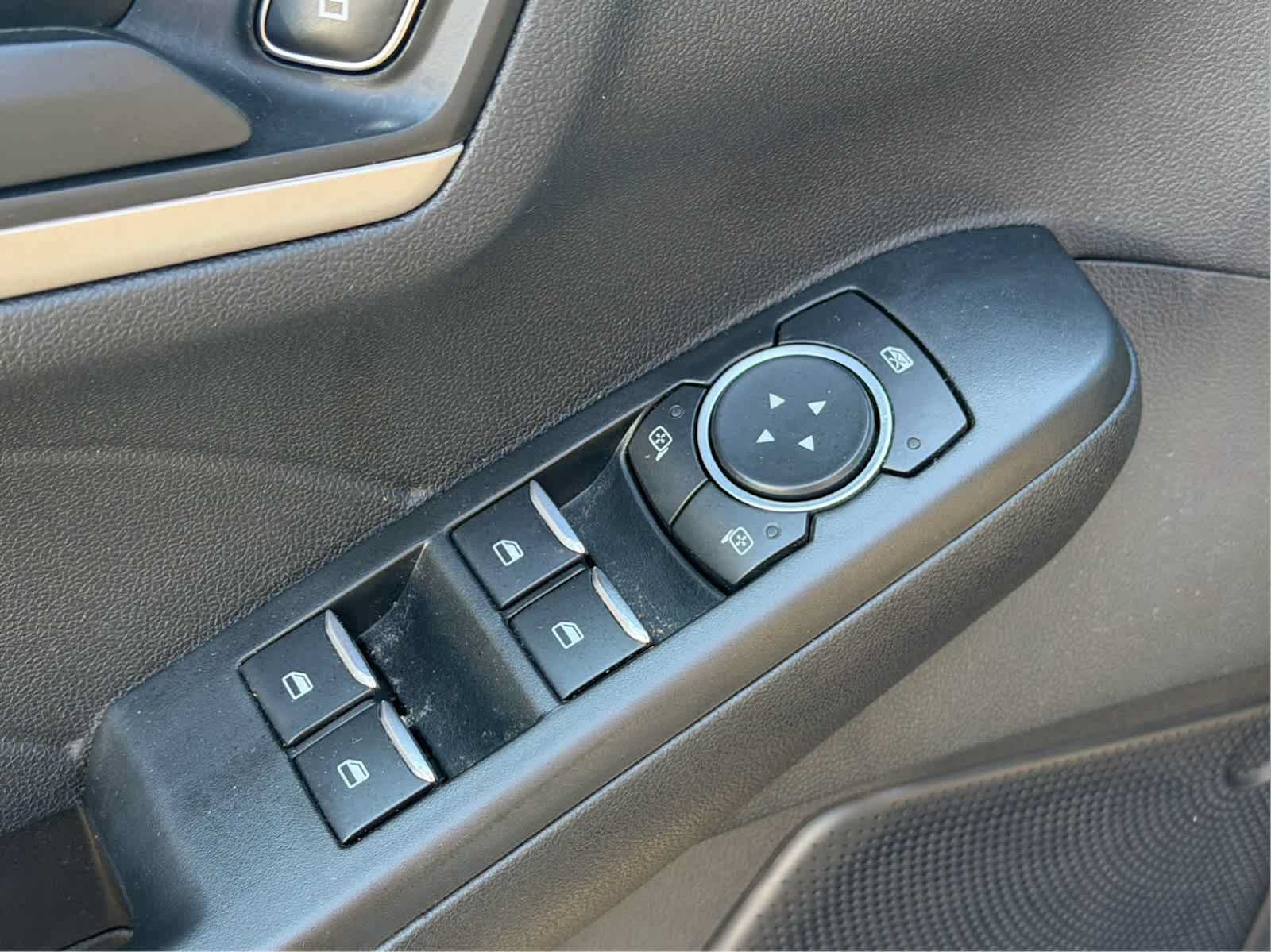 Used 2022 Ford Escape SE AWD/4WD image 8