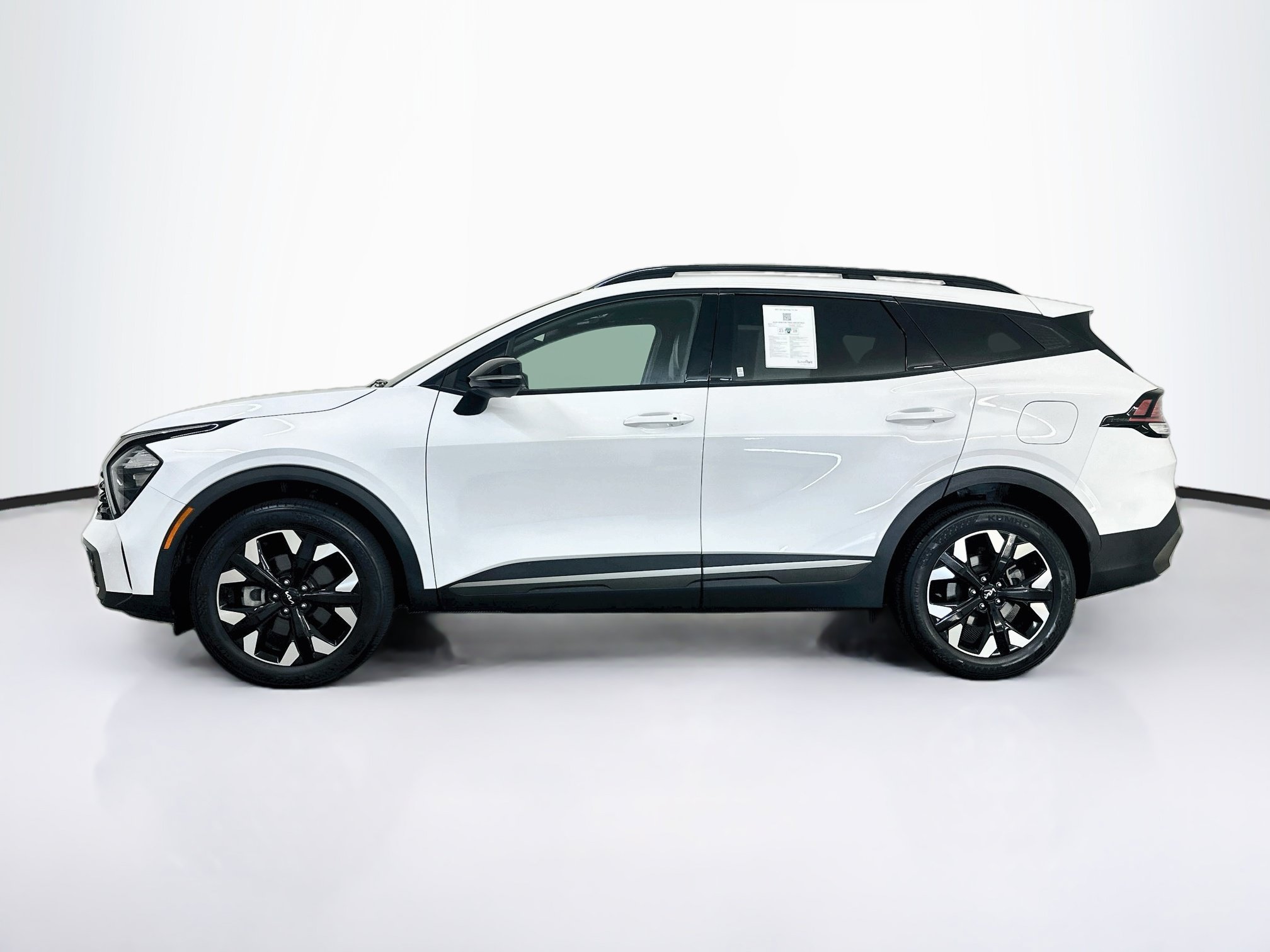 Used 2023 Kia Sportage X-Line w/ X-Line Premium Package AWD/4WD image 4
