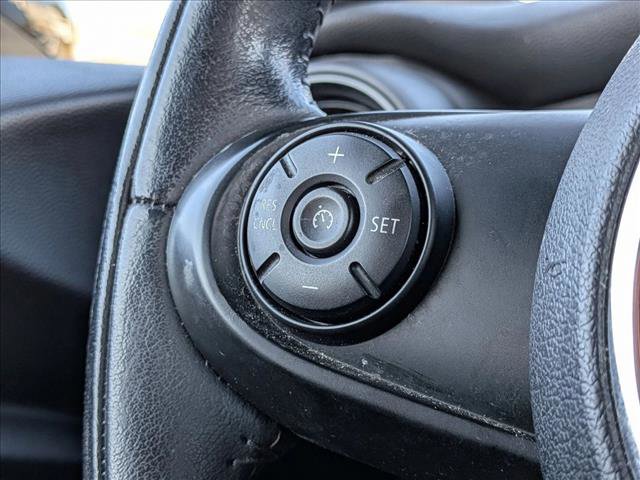 Used 2018 MINI Cooper Convertible image 11