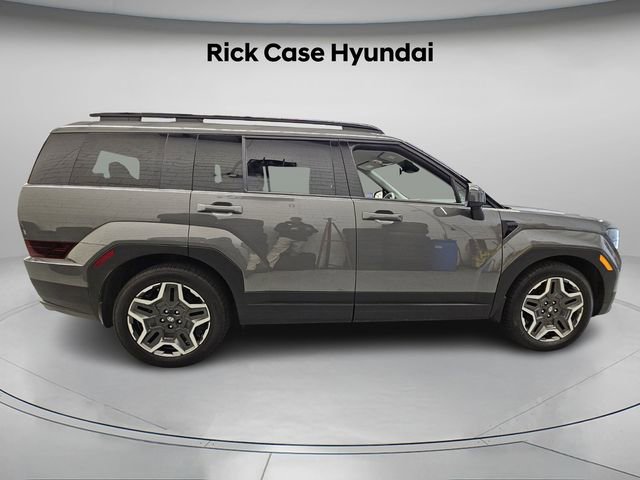 Used 2025 Hyundai Santa Fe SEL w/ Tow & Go Package image 9