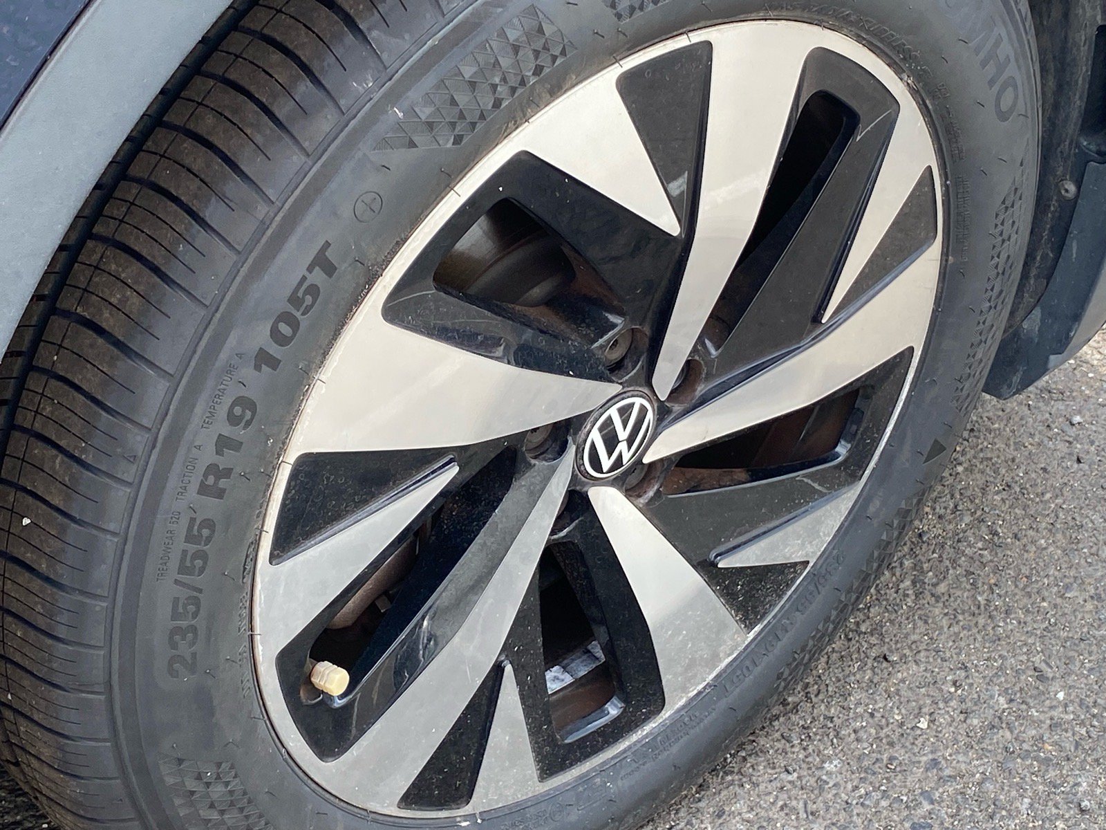 Certified 2023 Volkswagen ID.4 Pro RWD image 16