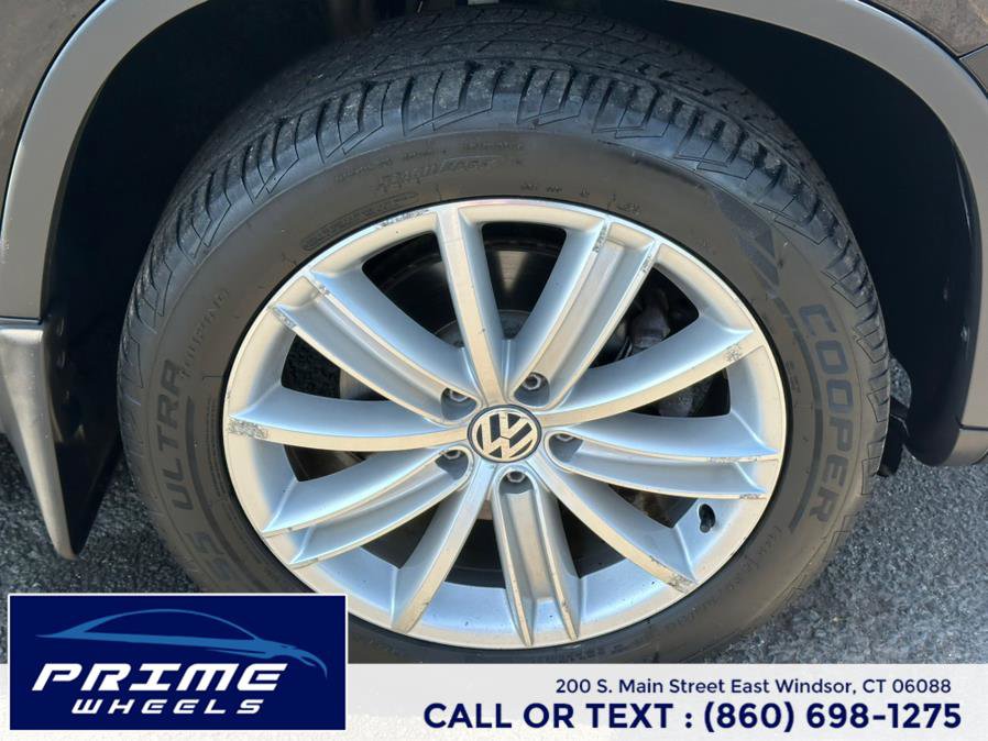 Used 2016 Volkswagen Tiguan SE image 27