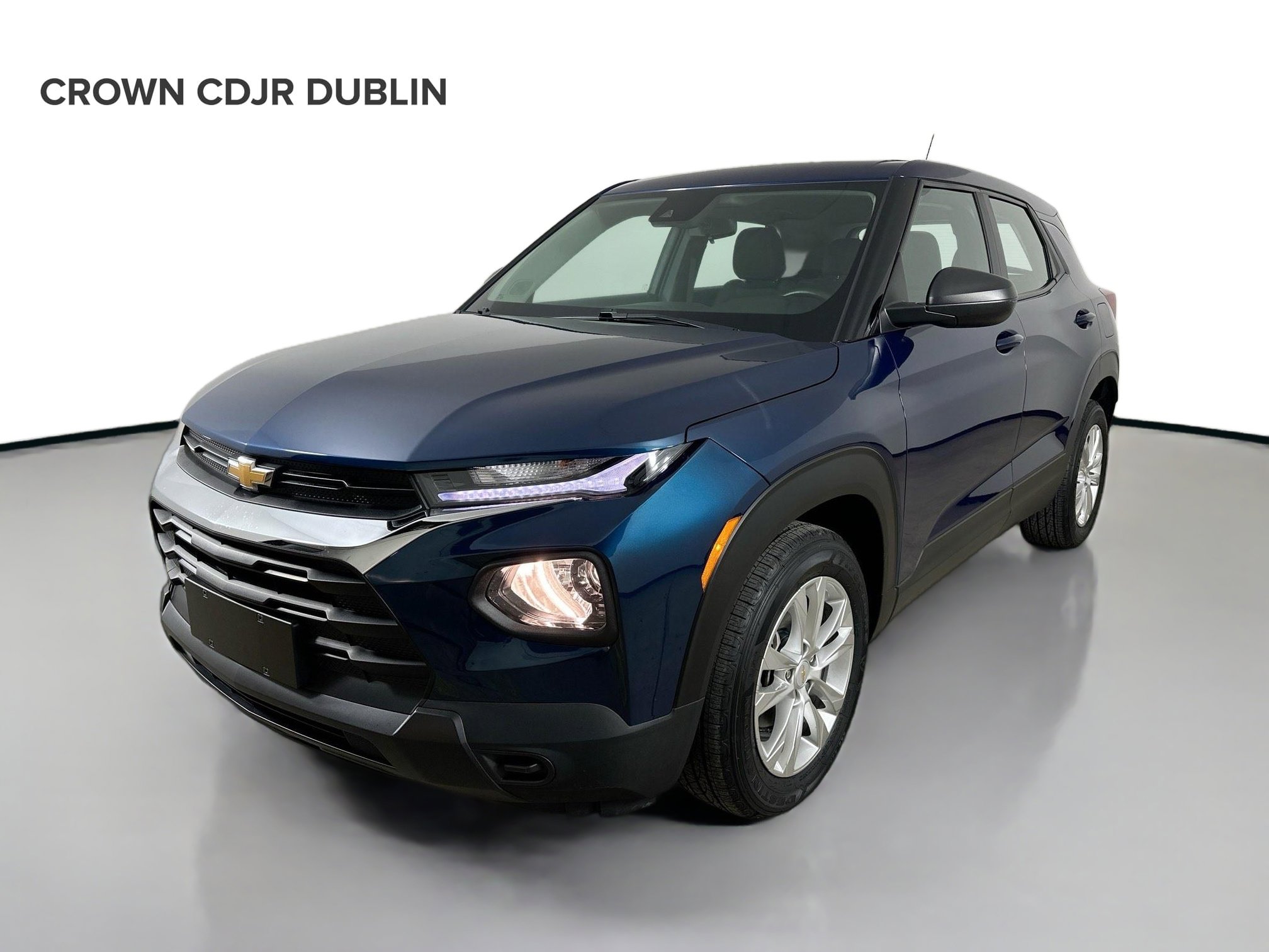 Used 2021 Chevrolet TrailBlazer LS FWD image 1