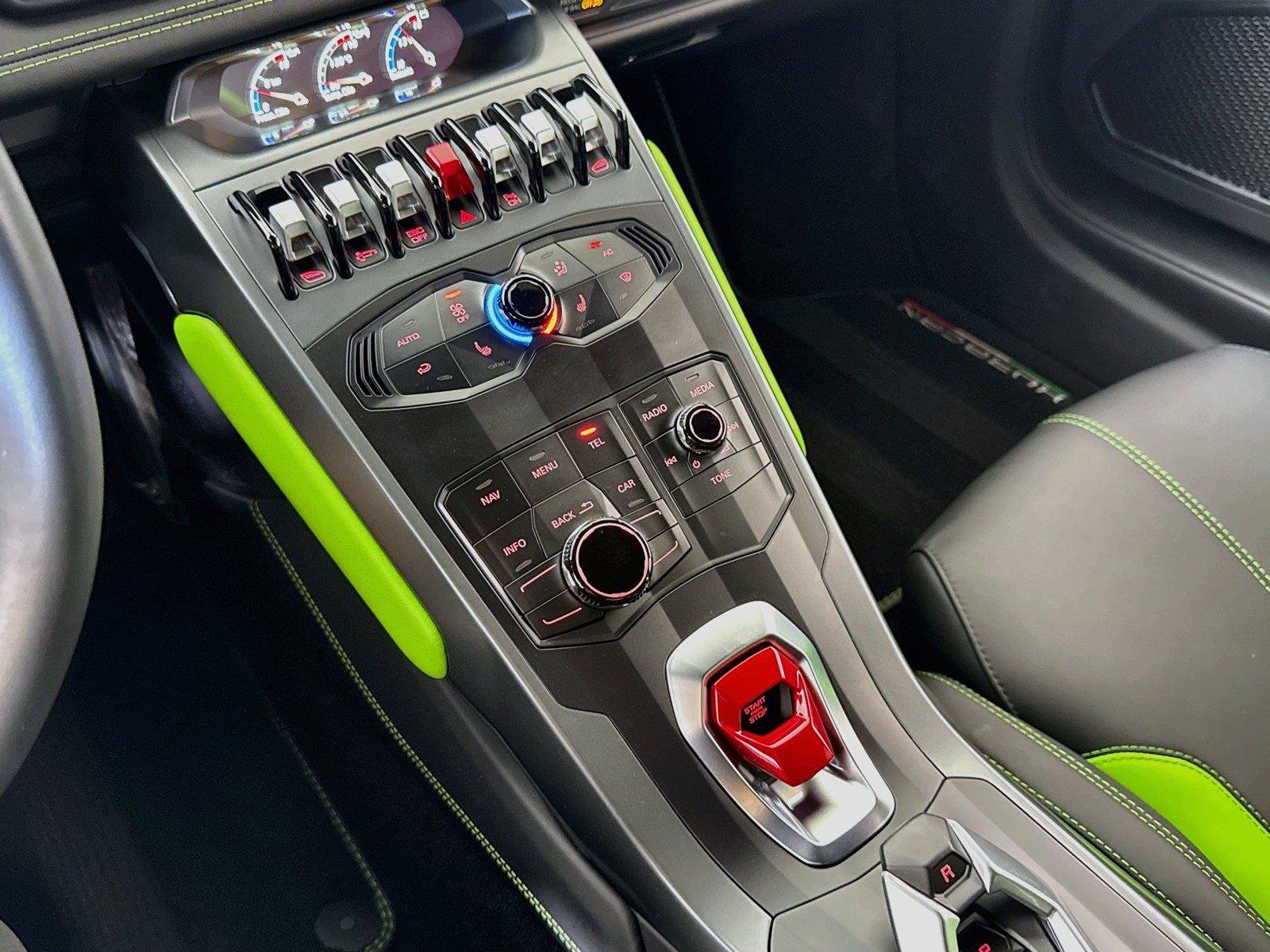 Used 2017 Lamborghini Huracan LP 580-2 RWD image 19
