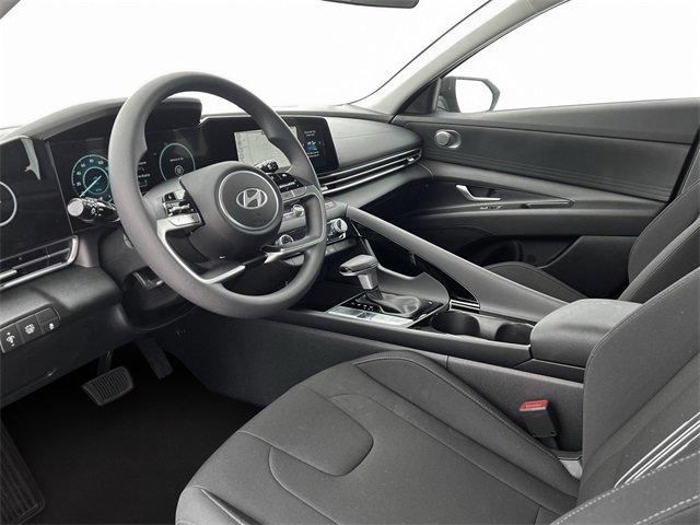 New 2025 Hyundai Elantra Blue image 14