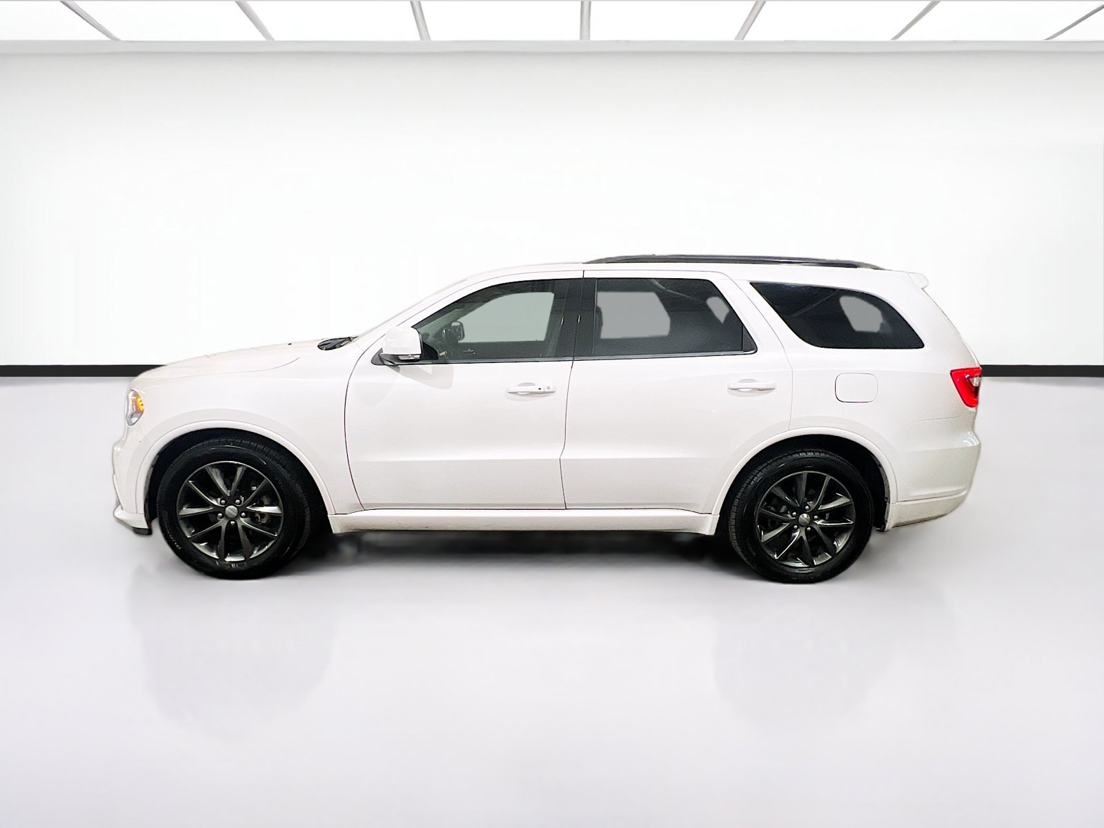 Used 2018 Dodge Durango GT w/ Technology Group RWD image 24