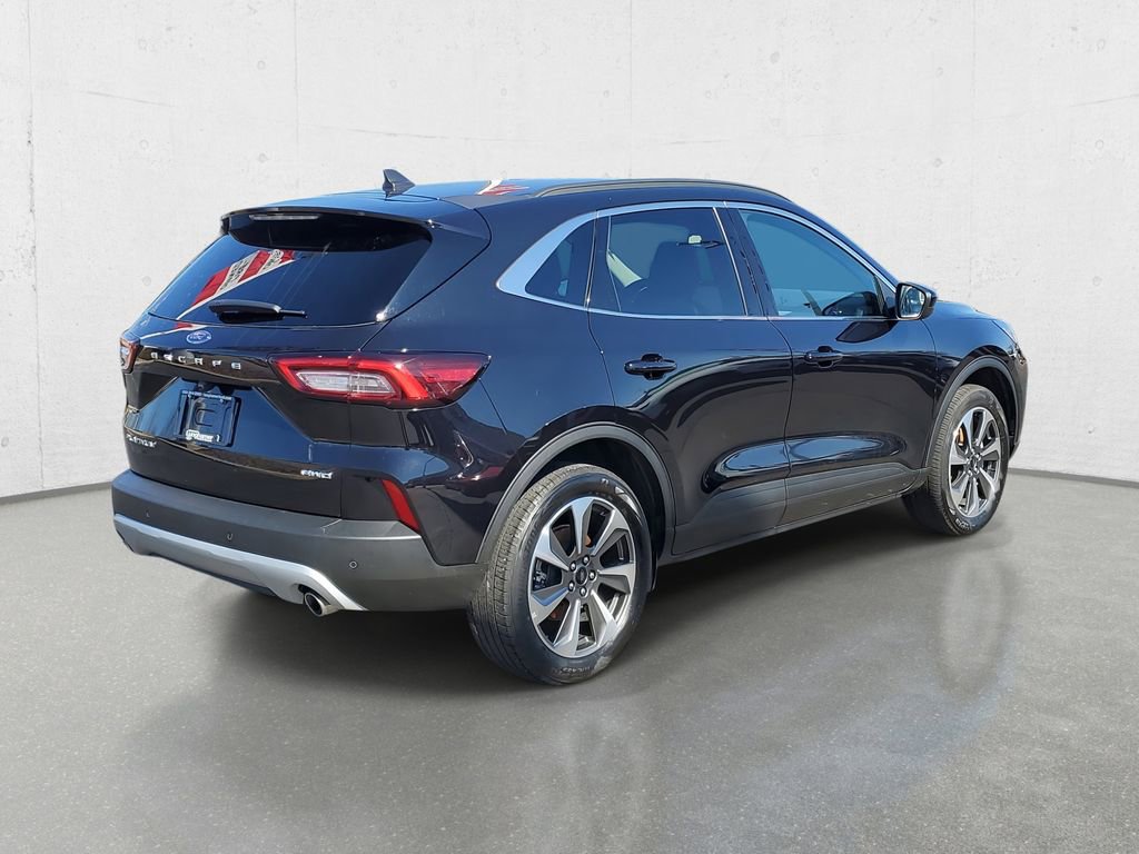 Certified 2025 Ford Escape Platinum image 7