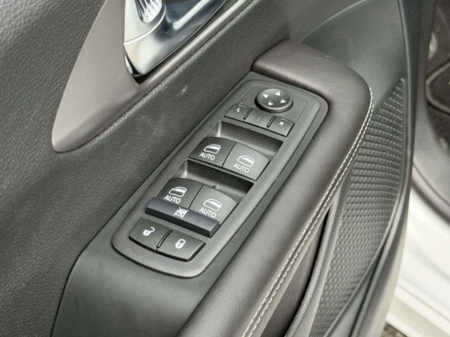 New 2027 Chrysler Pacifica LX FWD image 19